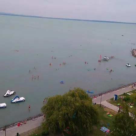 Apartment Aranypart Club218 Beatrix Wellness Apartman Siofok